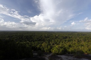 J9 Soleil et nuages